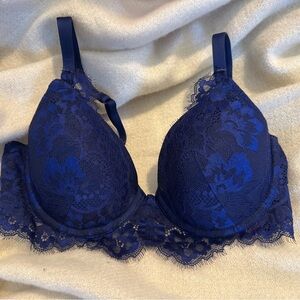 La Senza “So Free” Lace Bra - 34B Navy Blue